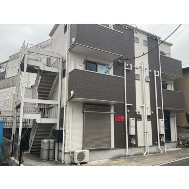 オーシャンドリーム桜山 102号室 外観