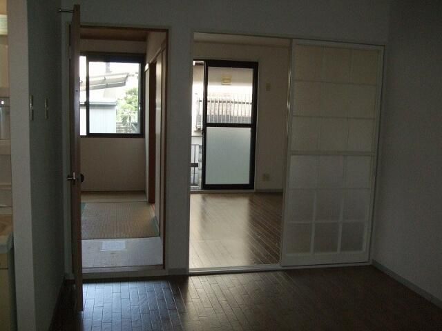 エステート山室 リビング