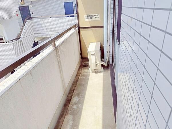 バードヒルズ戸塚Ⅱ ベランダ