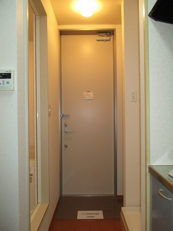 メゾンクレール 玄関