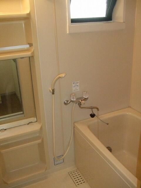 エステート山室 風呂画像