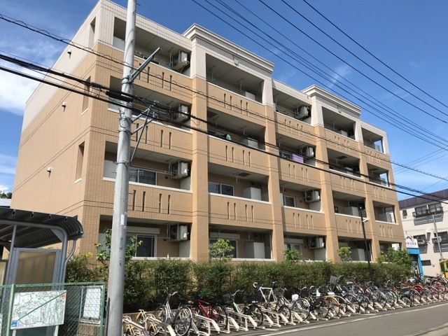 エテルナ・S プエブロ 201号室 外観