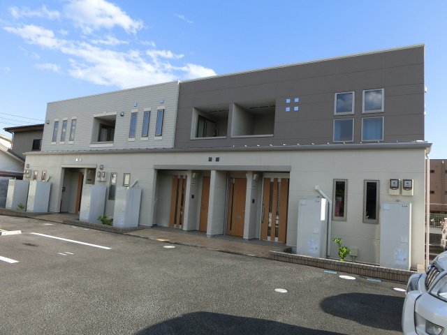 プティ・モンド 外観