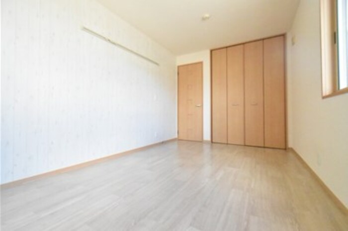 エタージュB ベッドルーム