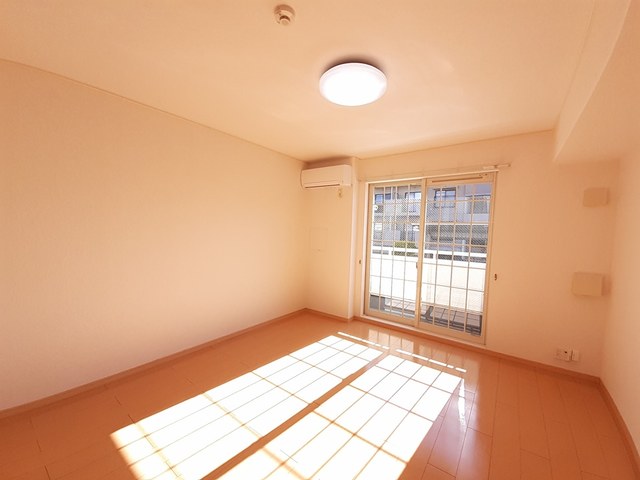 エル・アルバ リビング