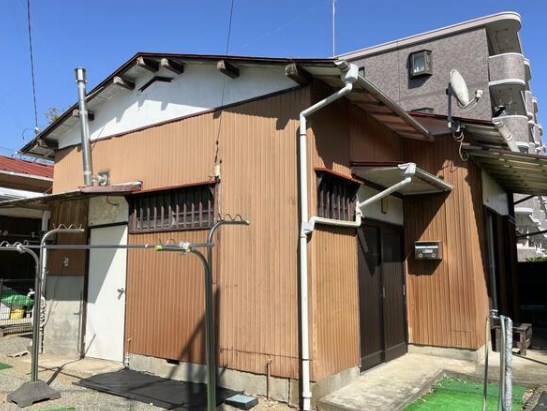 小田原市扇町５丁目貸家　小田急線足柄駅歩いて４分の立地 外観