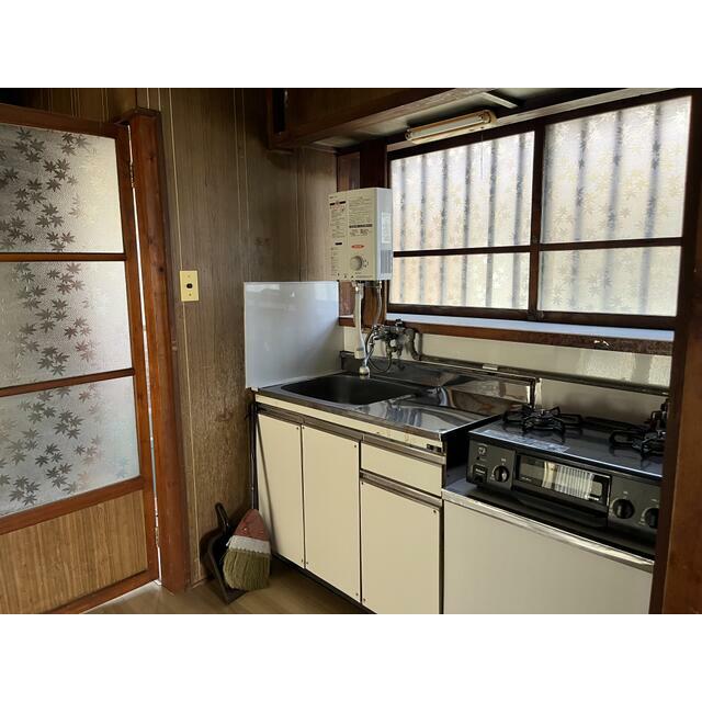 小田原市扇町５丁目貸家　小田急線足柄駅歩いて４分の立地 キッチン