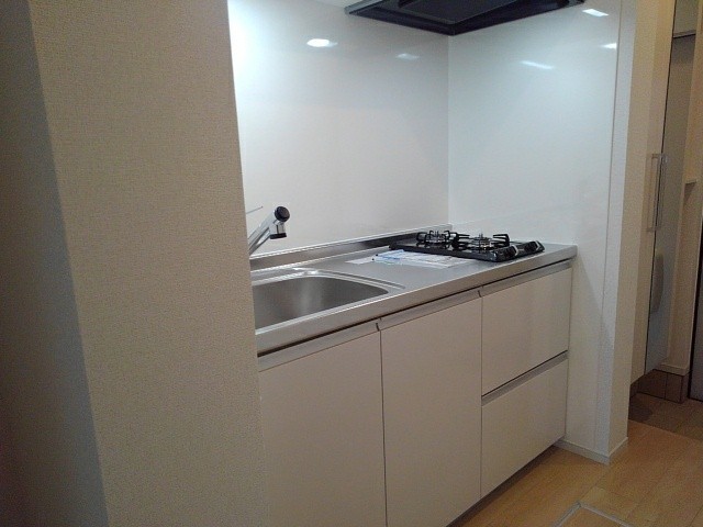 ケルンヒルズ　Ｏ＆Ｍ キッチン