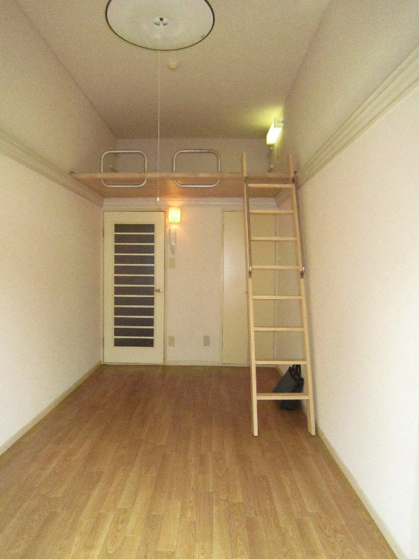 アクアミツナオⅡ リビング