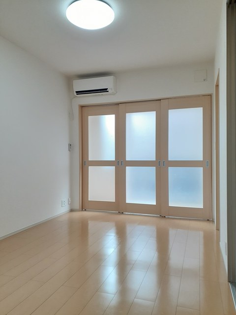 メゾン・サウザンド リビング