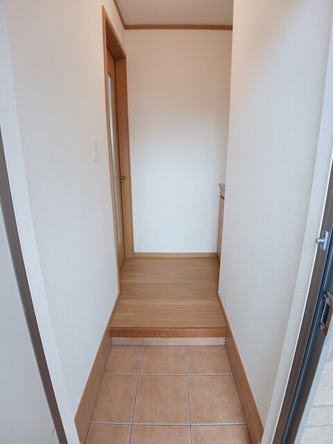 リバティーベル天神 玄関