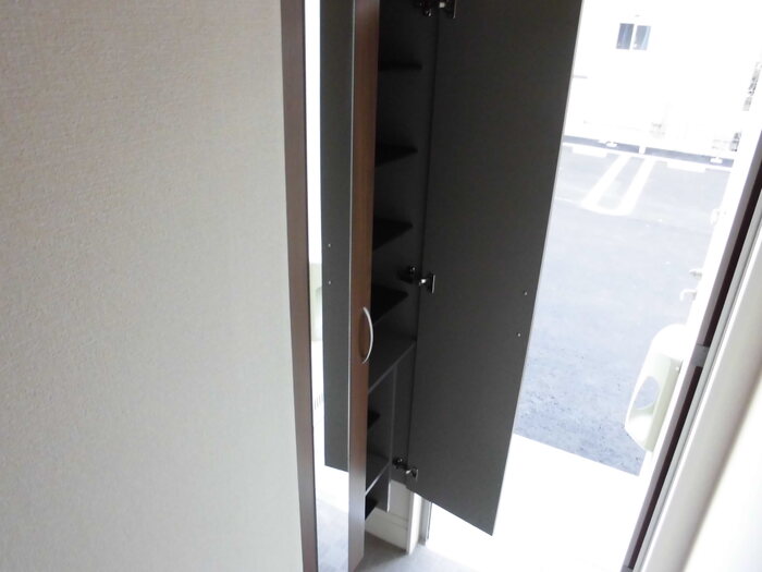 BLESS港南台 玄関