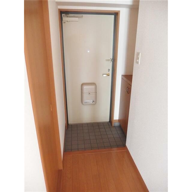 マンションひかり 玄関