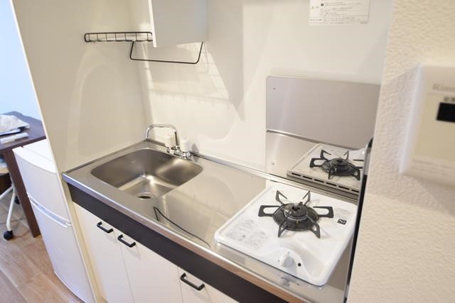 カレッジテラス東海大学前A棟（食事付） キッチン