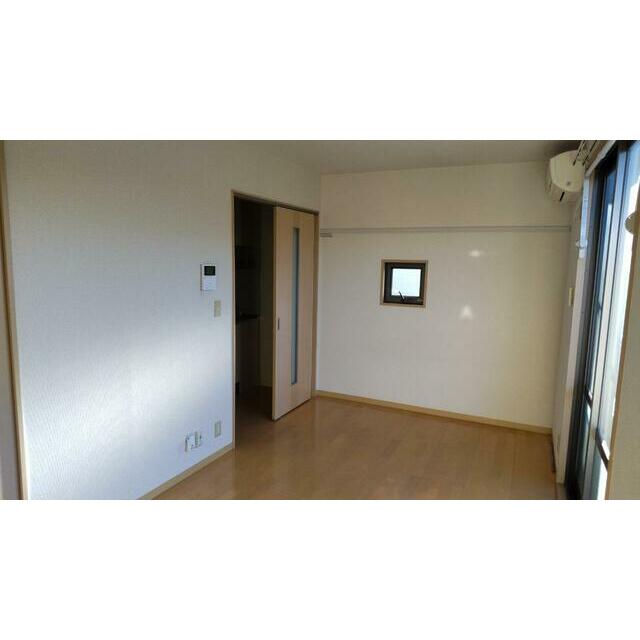 スプリーム港南台 ベッドルーム