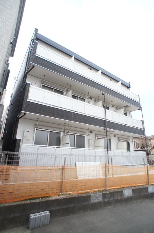 リブリ・インパル 302号室 外観