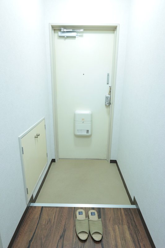 カナミヤコーポ 玄関