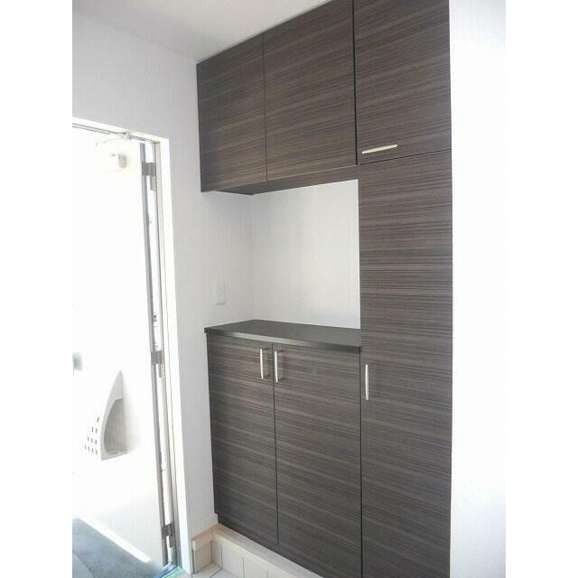 シャルールⅡ 玄関