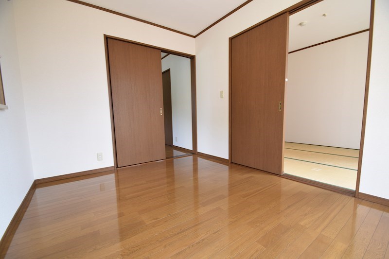 ノイエサトウＢ リビング