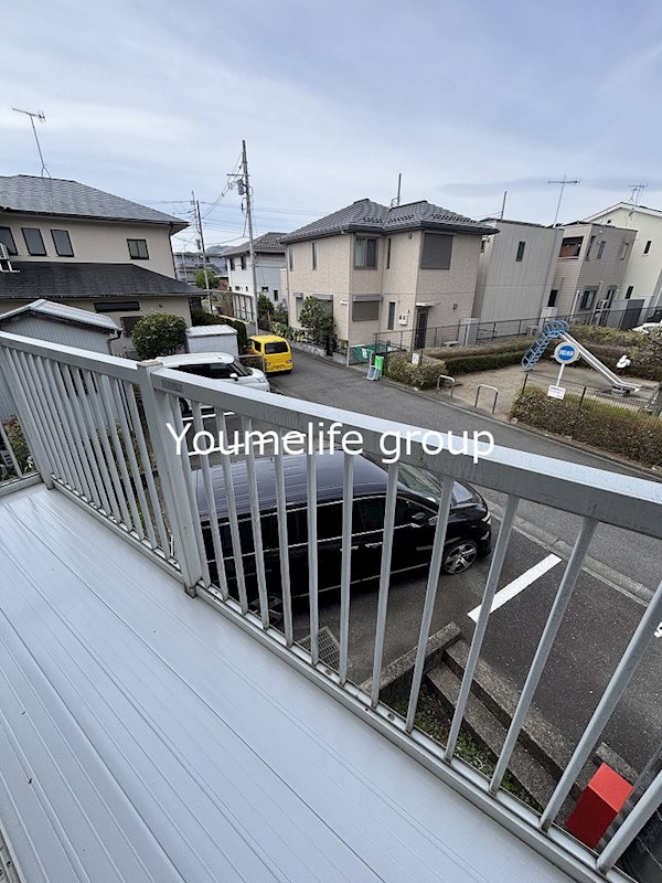 ノイエサトウＢ ベランダ