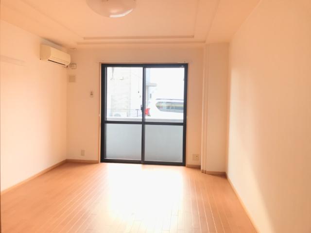 サムスィング成瀬 リビング