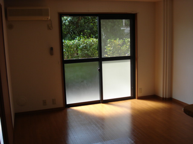 インマヌエル リビング