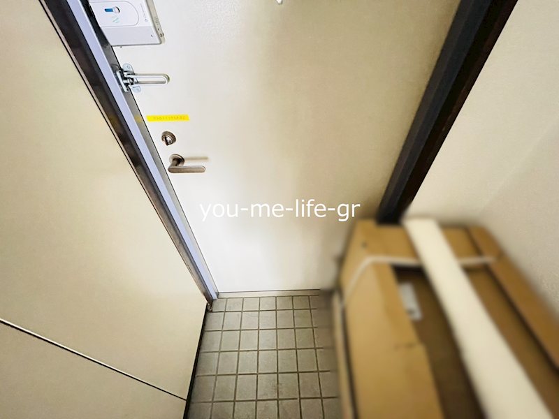 メゾンド・エスポワール 玄関