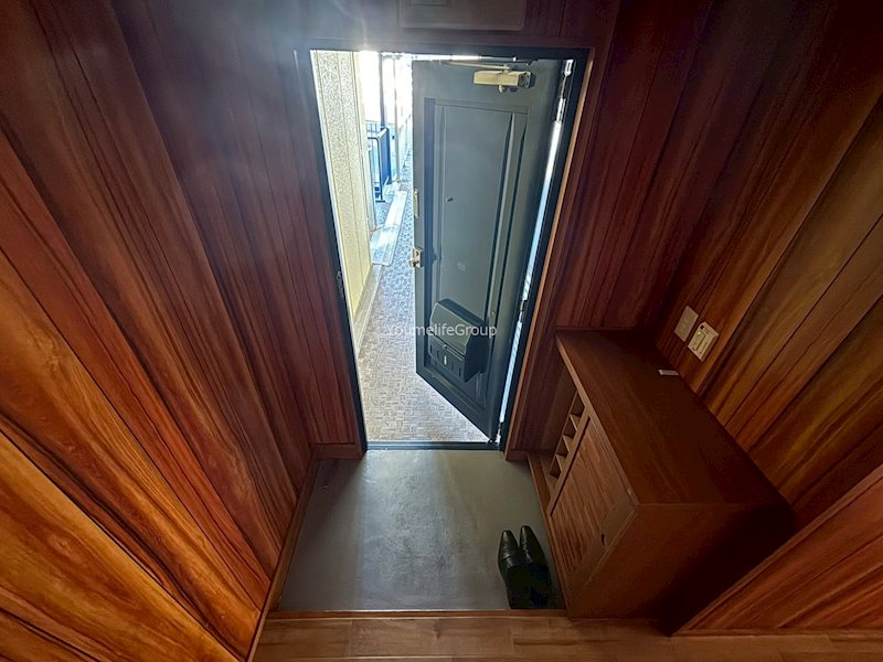 グランメール本郷台 玄関