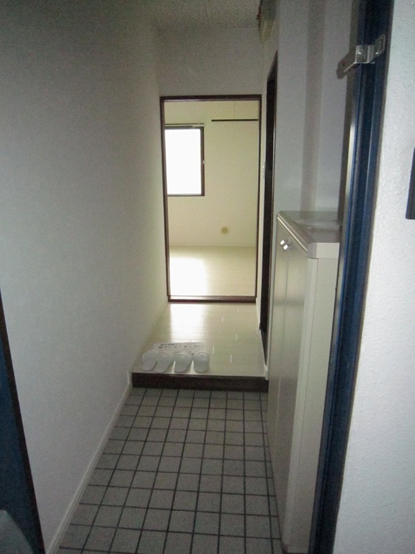 ＲＥＮＯＬＡＺＥ（リノレイズ）湘南 玄関