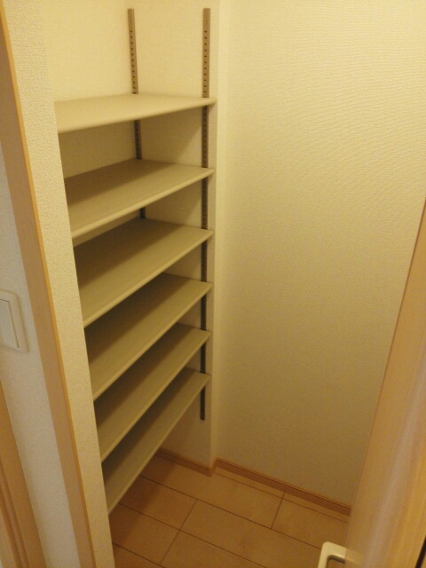 ベラ　マティ－ナ その他4