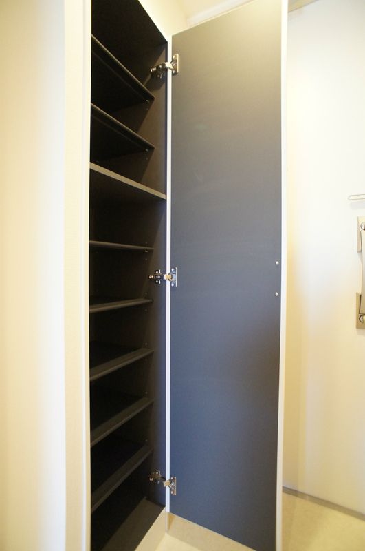 リブリ・エ・トワ その他1