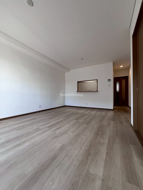 ル・ソレイユ弥勒寺 リビング