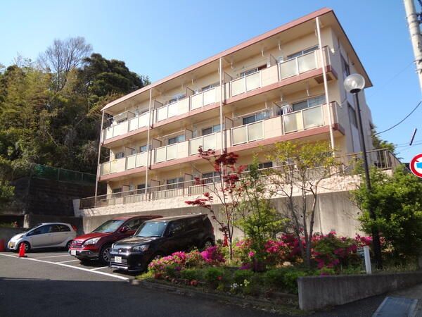 ユニバーサルハイツ 101号室 外観