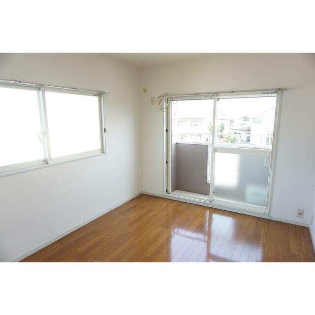 ヴィラたかすな リビング