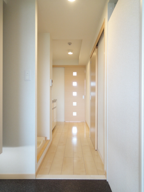 ポンドサイドＫ 玄関