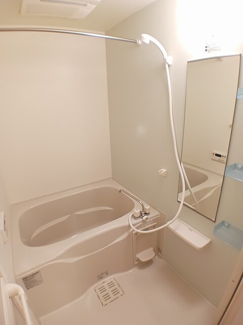 栞荘Ⅱ 風呂画像