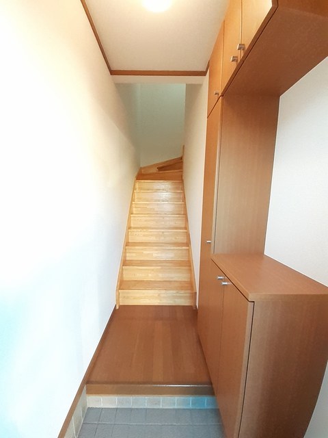 ミレニアムＫ 玄関