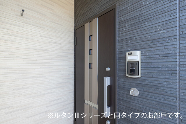 プルプレア 玄関