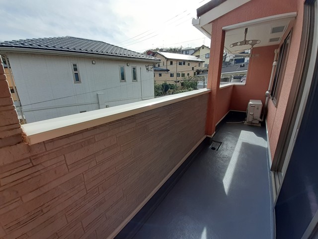 ラフレシールⅢ ベランダ