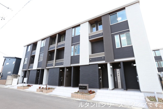 プルプレア 205号室 外観