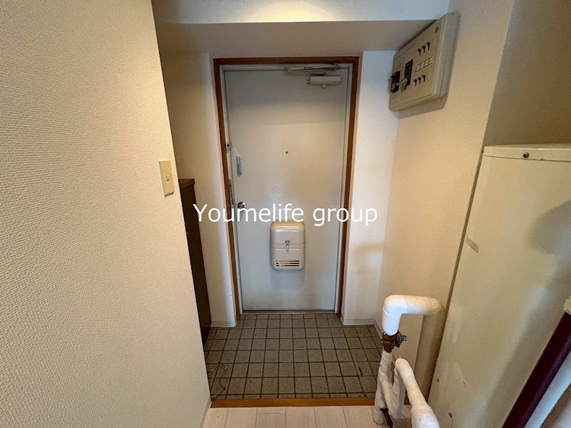 リアライズ伊勢原 玄関