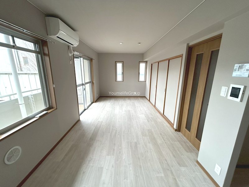 ラ・メール弥勒寺 リビング