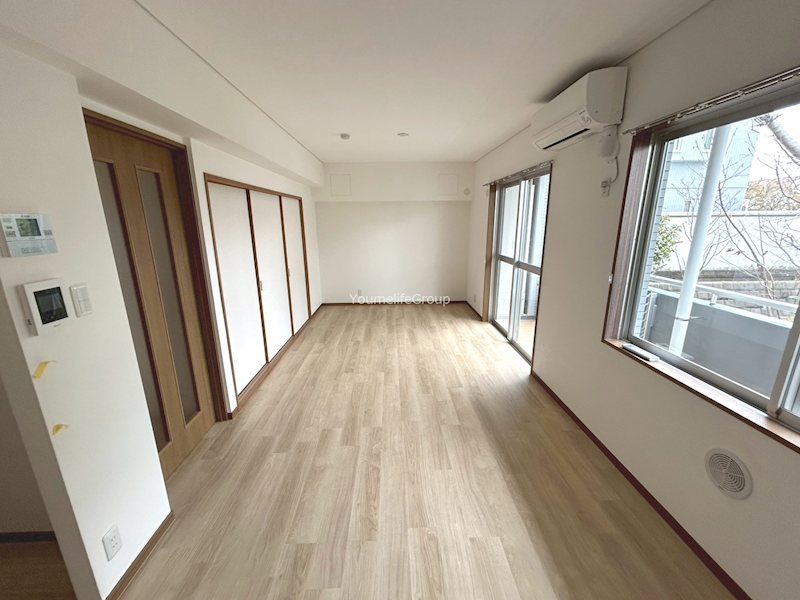 ラ・メール弥勒寺 リビング