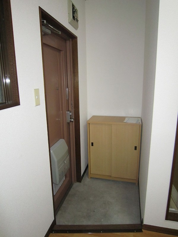 アイパレス湘南 玄関