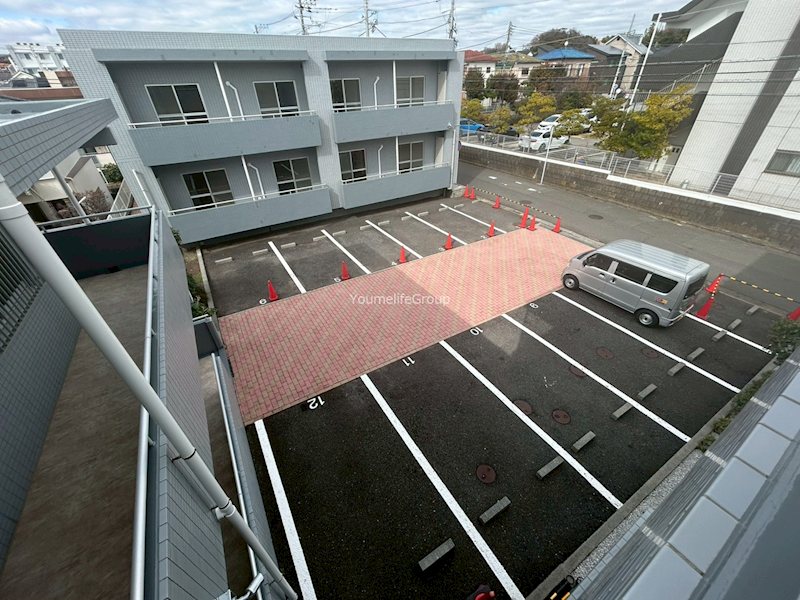 ラ・メール弥勒寺 駐車場