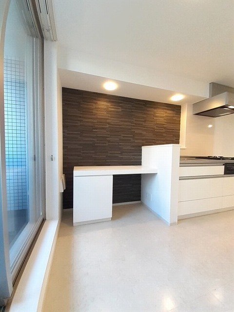 ラ・ルミエール湘南 玄関