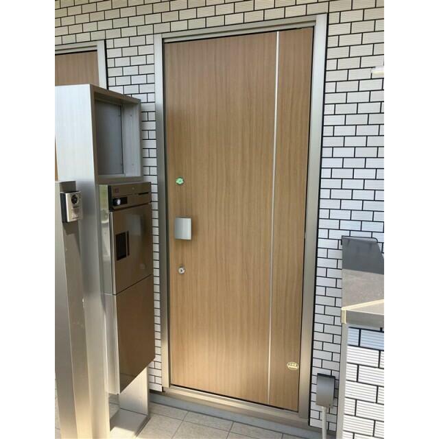 グレース湘南 玄関