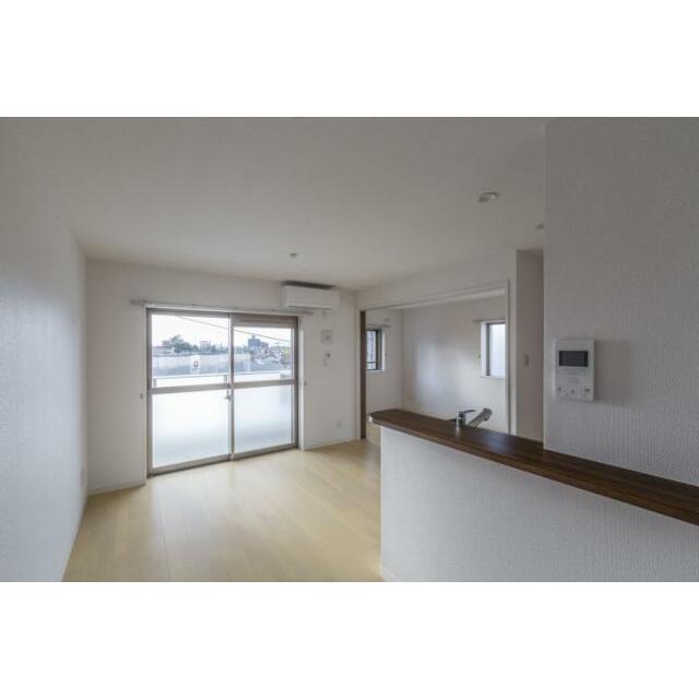 ホワイトアーミン湘南 リビング