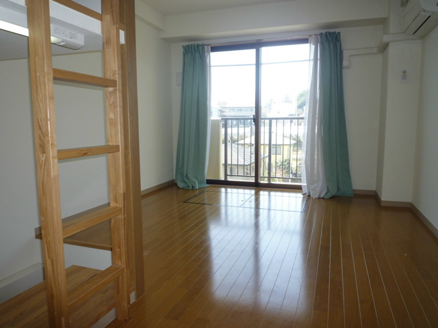 グラマラススクエア リビング