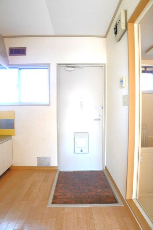 パナハイツ石井A 玄関